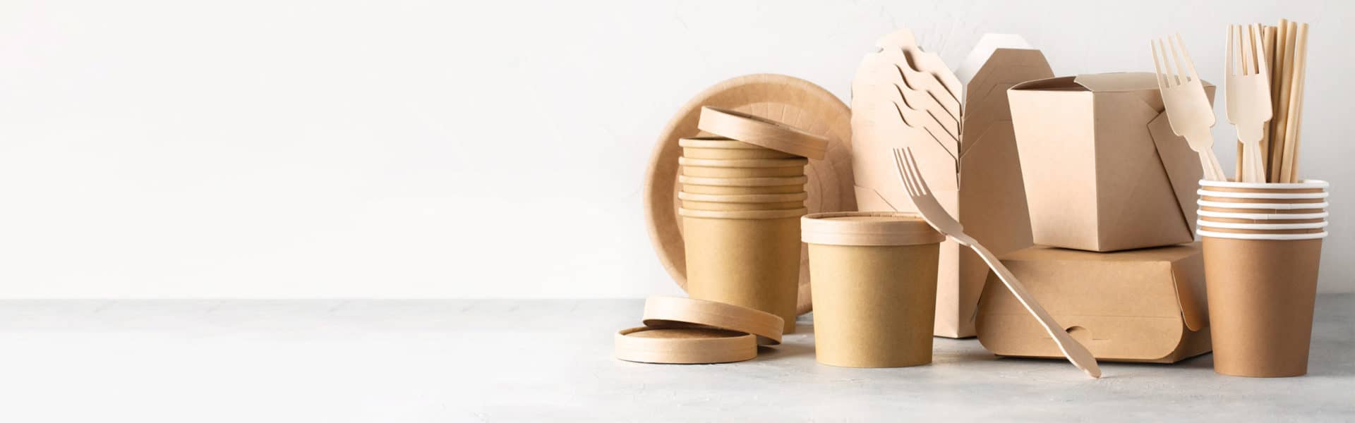 Sustainable kraft food containers and cutlery